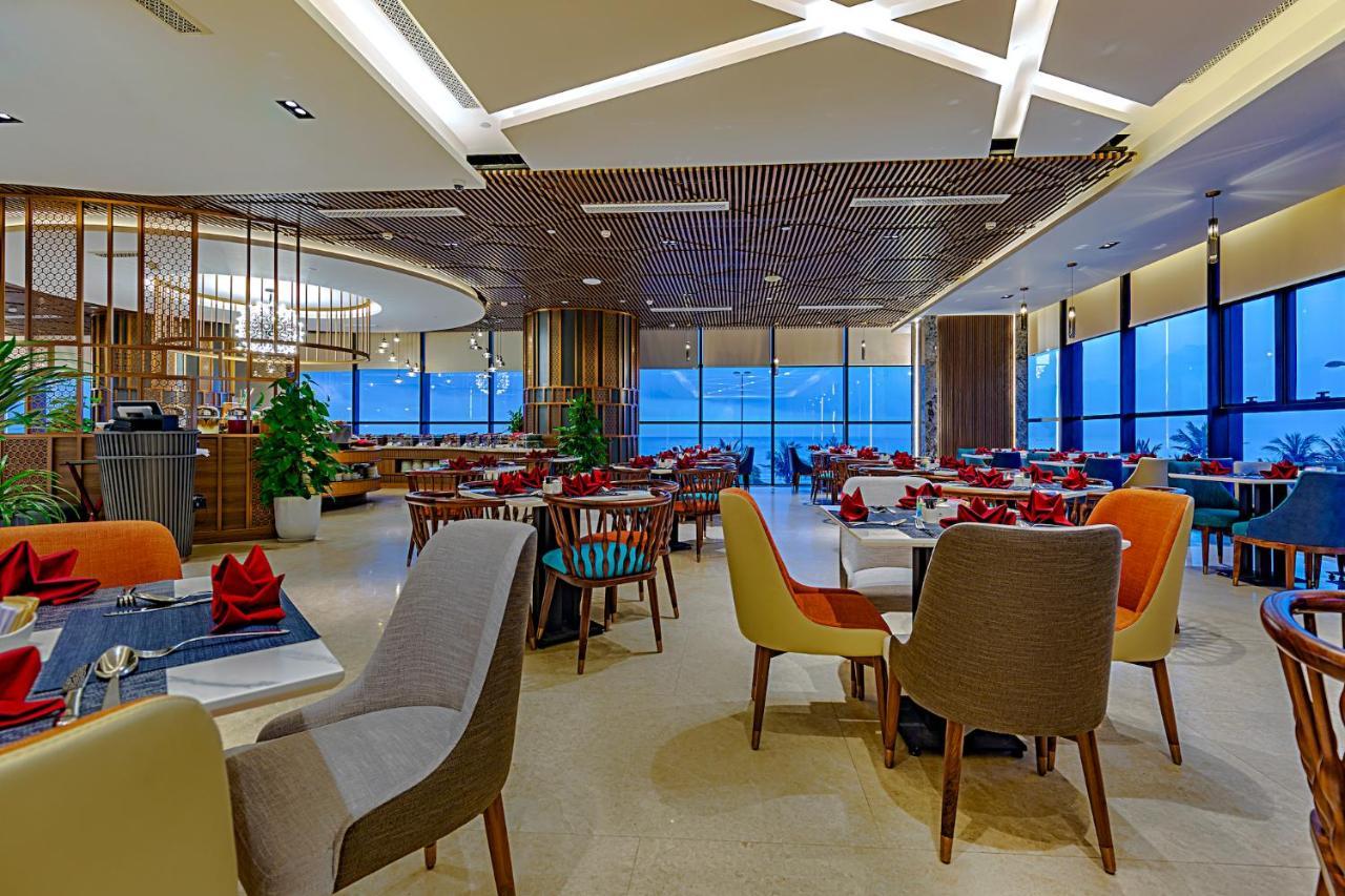 Peninsula Hotel Danang Exterior photo