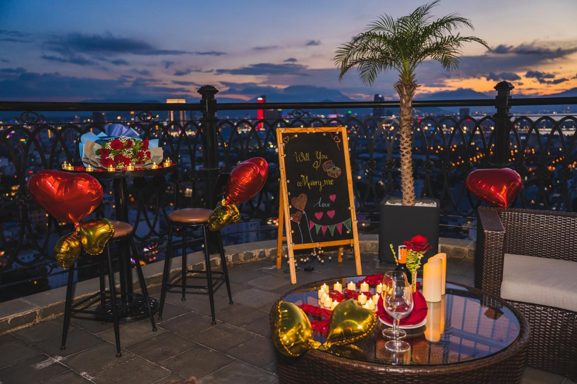 Peninsula Hotel Danang Exterior photo